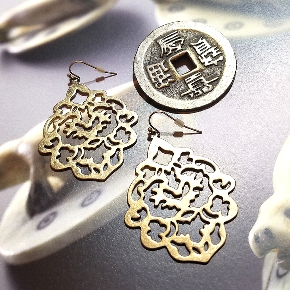 Vintage Asian Brass Jewelry Set - Picture 2 of 7